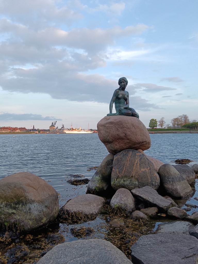 The Little Mermaid statue