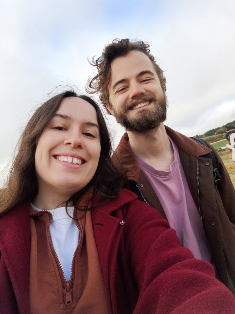 Kit and I smile for a selfie