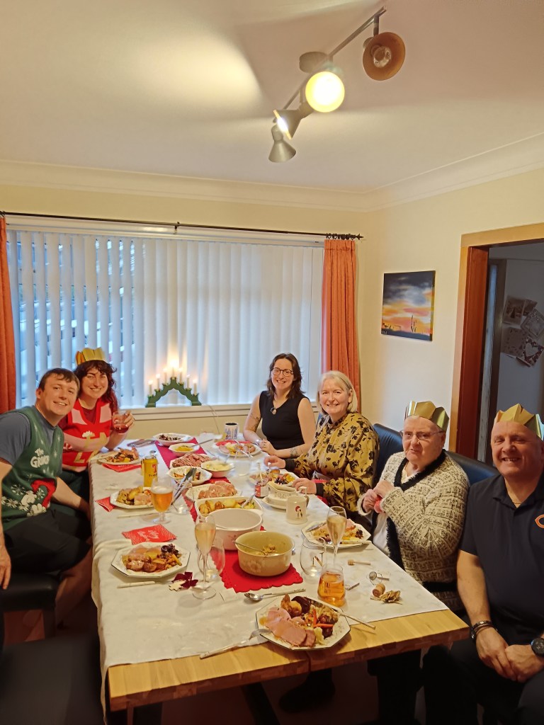 Family around the xmas dinner table